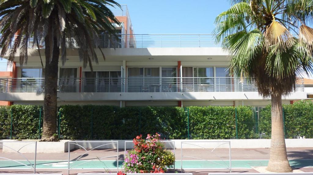 Residence Syracuse Villeneuve-Loubet Exterior photo